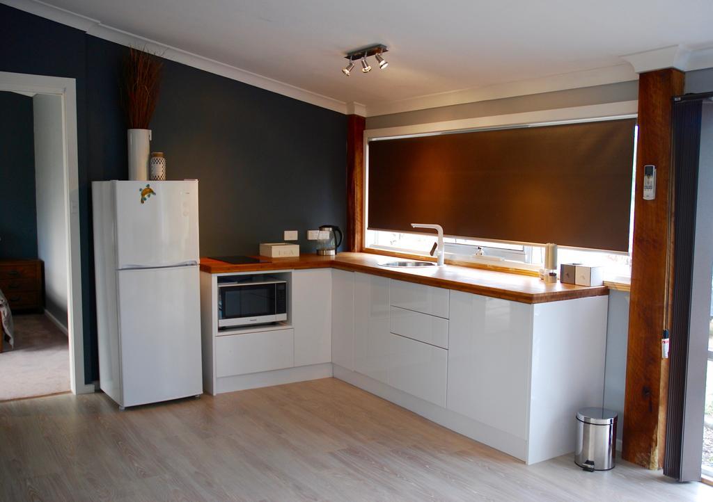 Platypus Waters B&B Смиттон Экстерьер фото